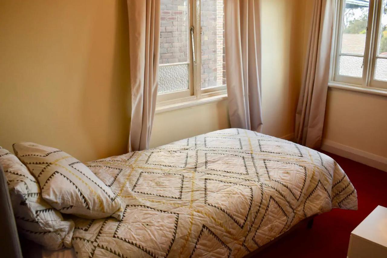 Comfortable 3 Bedroom Apartment In Trendy Haberfield Sydney Exterior photo